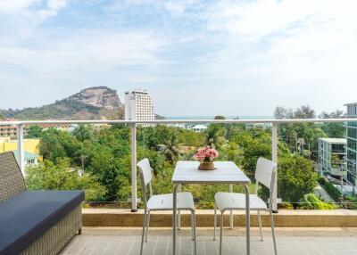 The Breeze: 3 Bedroom Penthouse