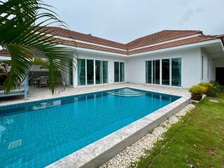 Red Mountain Waterside: Freehold, 3 Bed Pool Villa