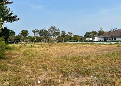 Palm Hills: 4,800 sqm Land Plot