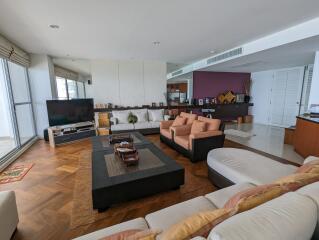 Baan Rom Ruen: Luxury 3 Bed Sea View Condo