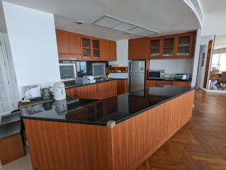 Baan Rom Ruen: Luxury 3 Bed Sea View Condo