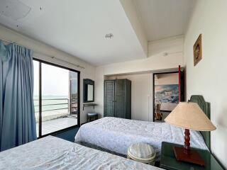 Hua Hin Blue Wave: 2 Bed Sea View Condo