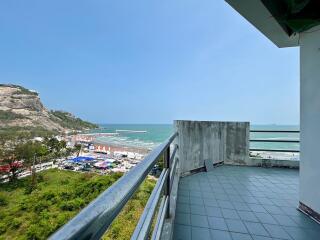 Hua Hin Blue Wave: 2 Bed Sea View Condo