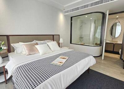 InterContinental Residences - New Development: 1 Bed Condo
