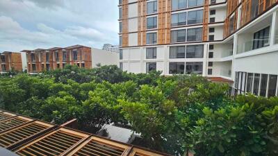 InterContinental Residences - New Development: 1 Bed Condo