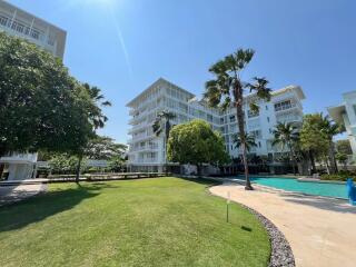 Malibu: 2 Bedroom Beachfront Condo