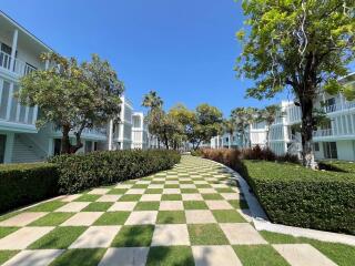 Malibu: 2 Bedroom Beachfront Condo