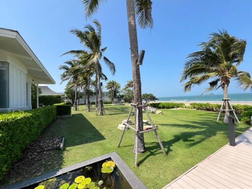 Malibu: 2 Bedroom Beachfront Condo