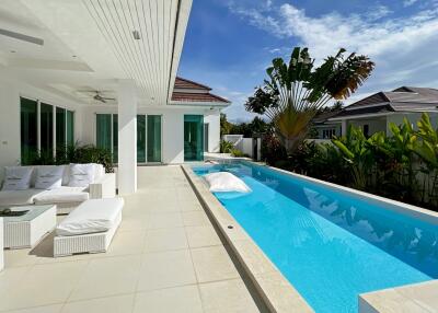 Woodlands: Freehold 4 Bedroom Pool Villa