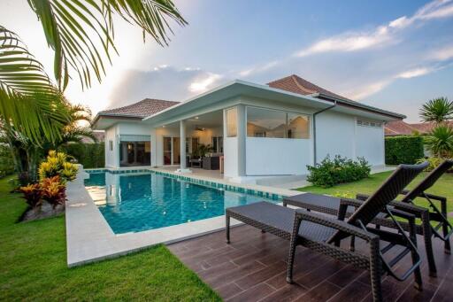 Mali Signature: 3 Bedroom Pool Villa