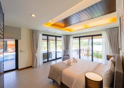 Luxury 5 Bedroom Villa Close to Beach