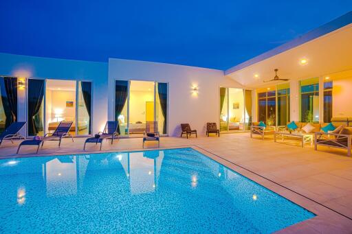 Modern 3 Bedroom Private Pool Villa
