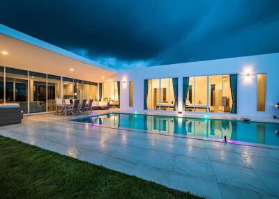 Modern 4 Bedroom Pool Villa