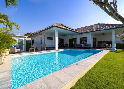 Modern 3 Bedroom Private Pool Villa