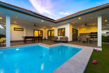 Modern 3 Bedroom Private Pool Villa