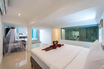 Phu Montra Villa With Ocean View