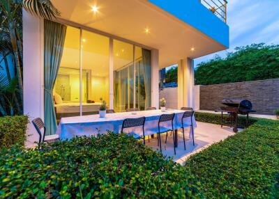 Phu Montra Villa With Ocean View