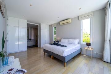 Phu Montra Villa With Ocean View