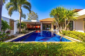 3 Bedroom Pool Villa in Great Location