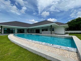 Modern 4 Bed Pool Villa on Large Land Plot