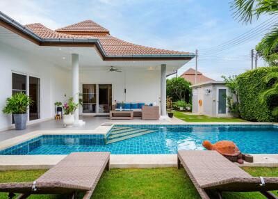 Mali Prestige: 3 Bedroom Pool Villa