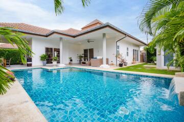 Mali Prestige: 3 Bedroom Pool Villa