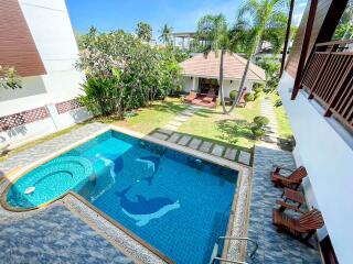 4 Bed Pool Villa, 200m from Dolphin Bay Beach