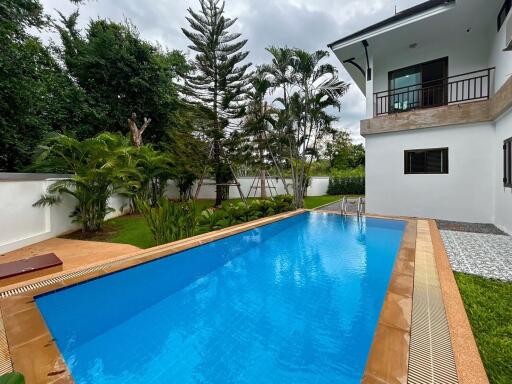 The Heights 2: 3 Bedroom Pool Villa