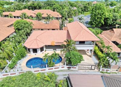 5 Bed Pool Villa located in Nong Palai East Pattaya