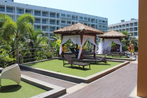 คอนโดนี้มี ห้องสตูดิโอ้  อยู่ในโครงการ คอนโดมิเนียมชื่อ Laguna Beach Resort 3 - The Maldives 