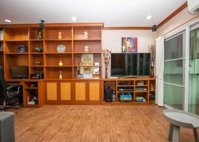 Move in Ready Condo at Siritara Condominium Mae Hia for Sale