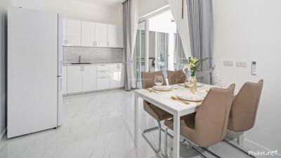 Modern kitchen and dining area