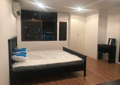 2-bedroom renovated condo for sale on Thonglor