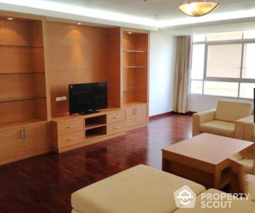 3-BR Apt. near MRT Sukhumvit