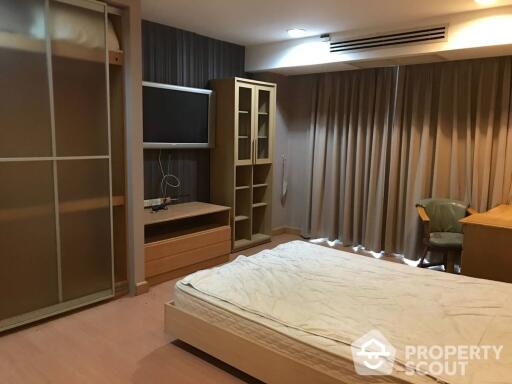 3-BR Condo at The Bangkok Thanon Sub near MRT Sam Yan