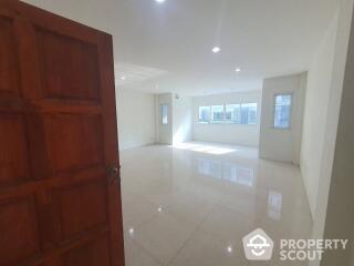 4-BR Townhouse in Bang Phong Phang