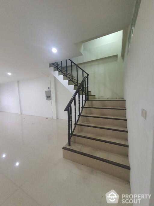 4-BR Townhouse in Bang Phong Phang