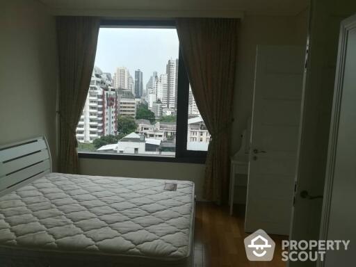 1-BR Condo at Aguston Sukhumvit 22 near MRT Queen Sirikit National Convention Centre