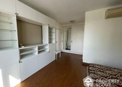 2-BR Condo at Sukhumvit Plus near BTS Phra Khanong