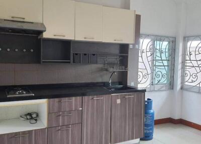 House for Rent in Ban Waen, Hang Dong