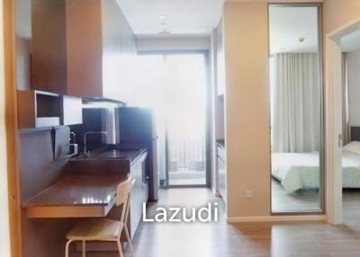 1 Bed 1 Bath 35 SQ. M The Room Sukhumvit 69