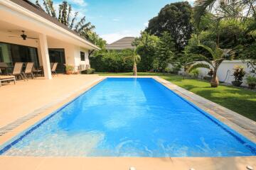 The Heights 2: Very Well Maintained 3 Bedroom Pool Villa