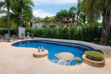 Orchid Paradise: 3 Bedroom Pool Villa