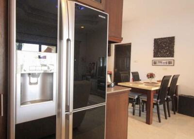 Baan Norway: 3 Bed Pool Villa in Soi 94