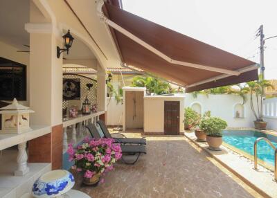 Baan Norway: 3 Bed Pool Villa in Soi 94