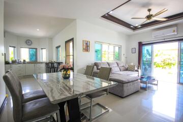 Emerald Resort: 3 Bedroom Villa