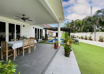 Baan Yu Yen: 3 Bedroom Pool Villa