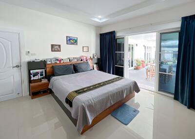 Baan Yu Yen: 3 Bedroom Pool Villa