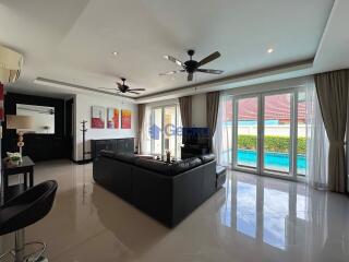 4 Bedrooms House in Whispering Palms East Pattaya H011704