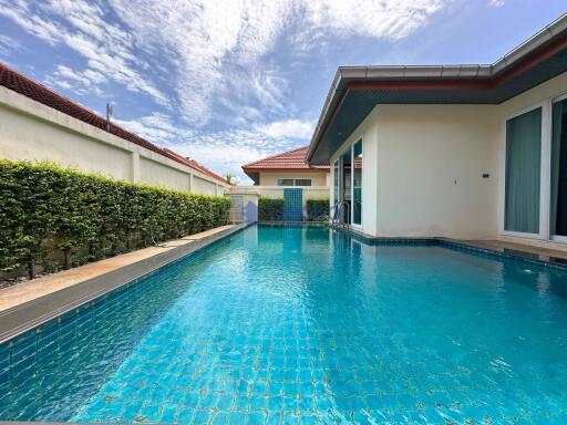 4 Bedrooms House in Whispering Palms East Pattaya H011704